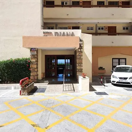 Apartment Diana 808 South-facing Beachfront With Amazing Sea Views *