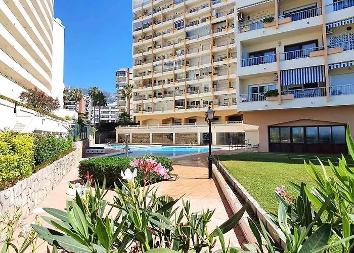 Diana 808 South-facing Beachfront With Amazing Sea Views アパート マルベーリャ