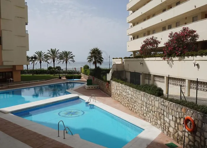 Diana 808 South-facing Beachfront With Amazing Sea Views アパート