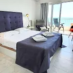 Apartment Diana 808 South-facing Beachfront With Amazing Sea Views Marbella